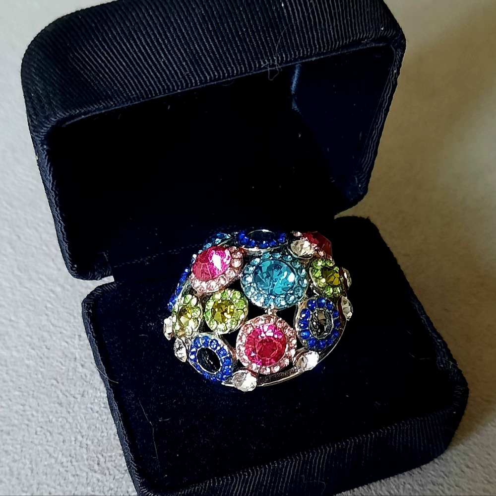 Beautiful Multicolored Rhinestone Dome Ring Size 8-9 - Picture 2 of 3
